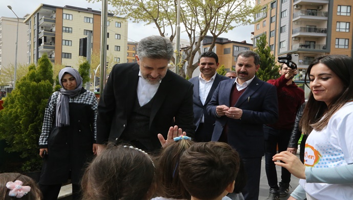 MİLLETVEKİLİ ADAYI ÖNEN’E VATANDAŞLARDAN YOĞUN İLGİ