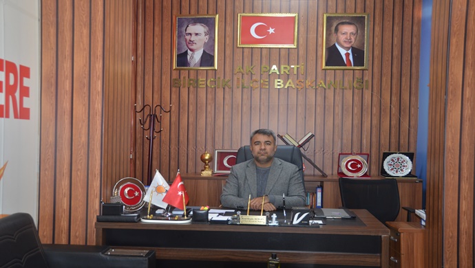 AK PARTİ BİRECİK İLÇE BAŞKANI EROL ERGİN AÇILAN: AK PARTİ ŞANLIURFA 8. OLAĞAN İL KONGRESİNE TÜM BİRECİKLİLERİ DAVET ETTİ